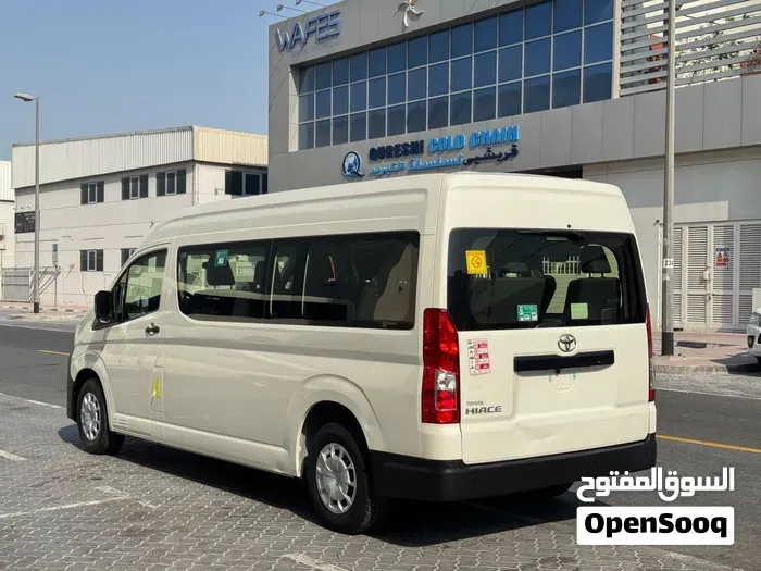 Toyota Hiace 2023 photo 4