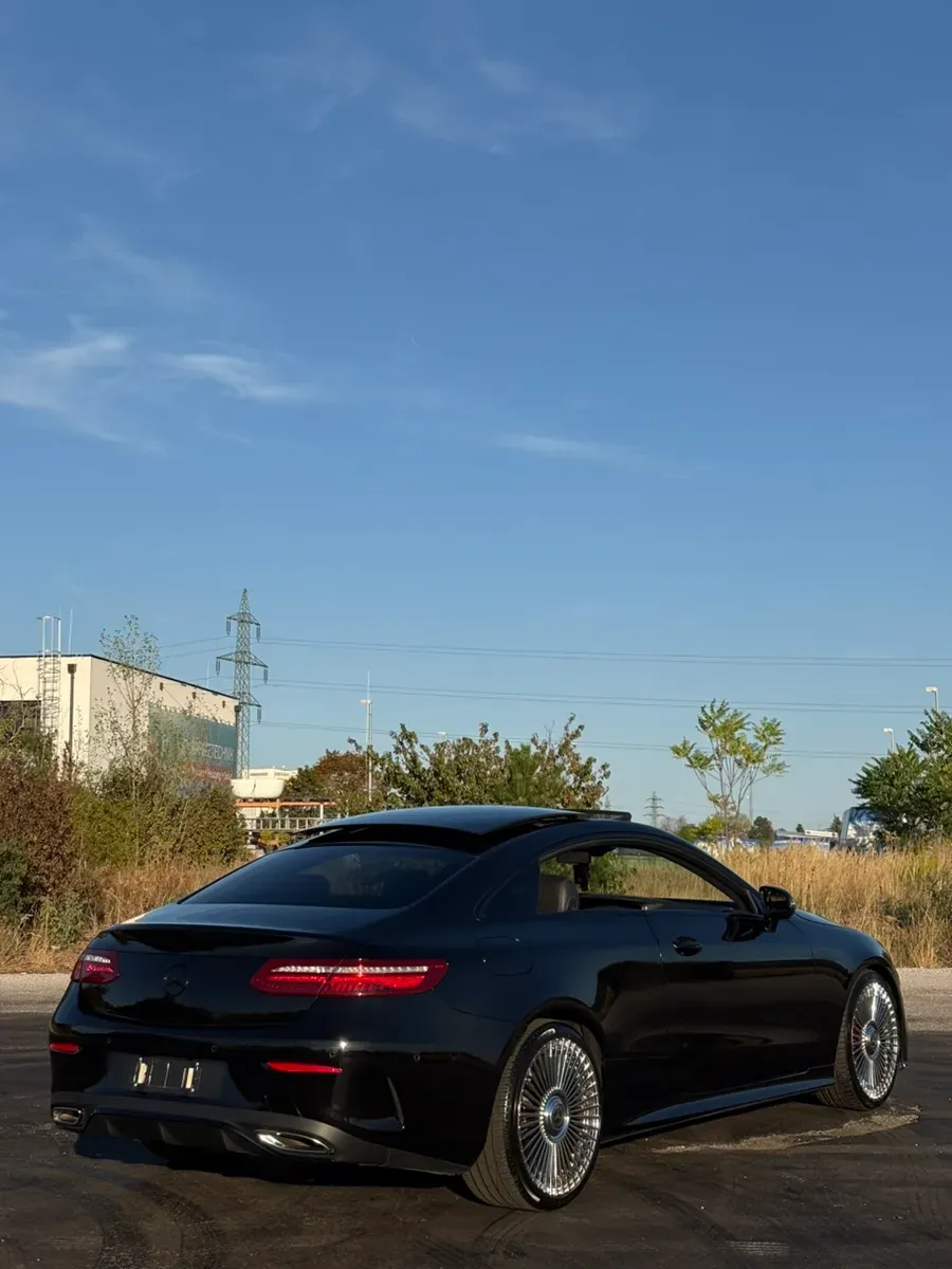 Mercedes-Benz E-Class 2019 photo 2