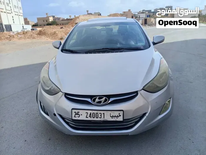 Hyundai Elantra 2013 photo 4