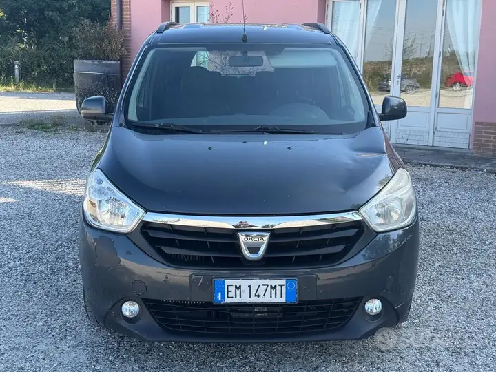 Dacia Lodgy 2012 photo 5