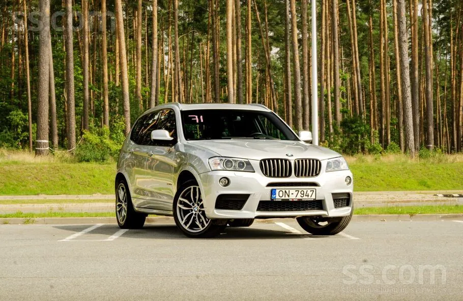 BMW X3 2011 photo 2