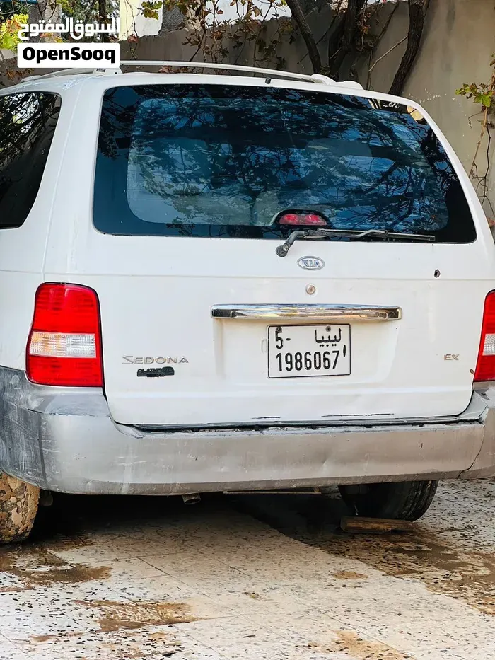 Kia Sedona 2005 photo 5