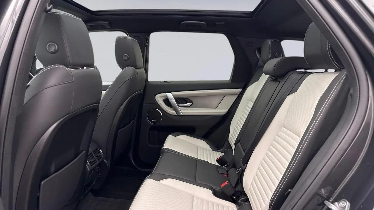 Land Rover Discovery Sport 2025 photo 4