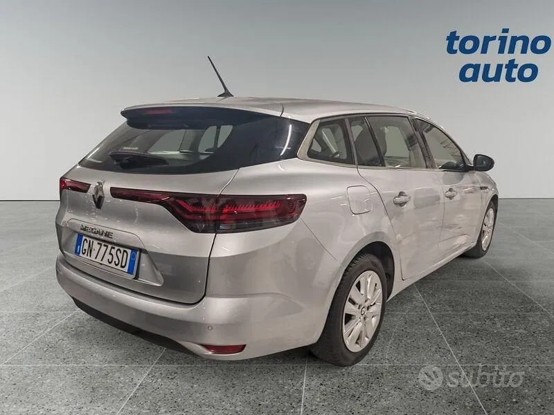 Renault Megane 2023 photo 4