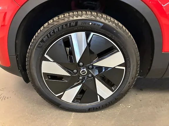 Volvo C40 2024 photo 5