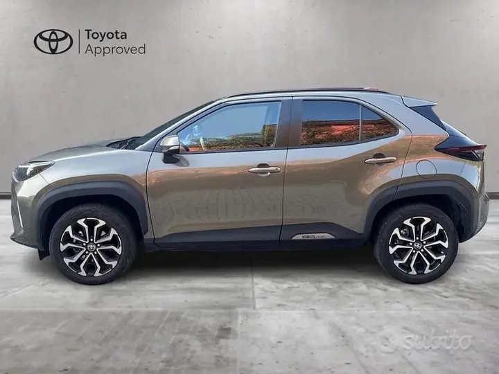 Toyota Yaris Cross 2023 photo 3