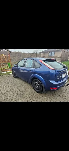 Ford Focus 2011 photo 2
