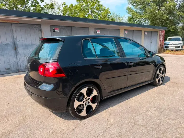 Volkswagen Golf 5 2004 photo 3