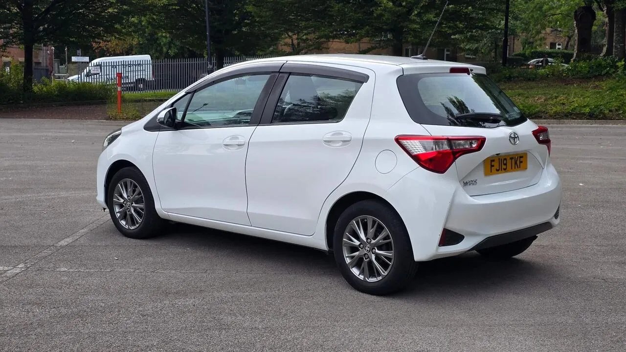 Toyota Yaris 2019 photo 3