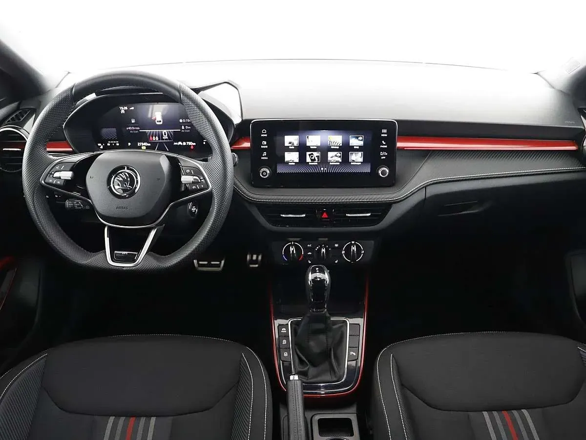 Skoda Fabia 2024 photo 3