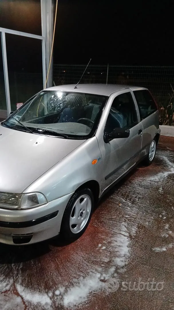 Fiat Punto 1998 photo 2