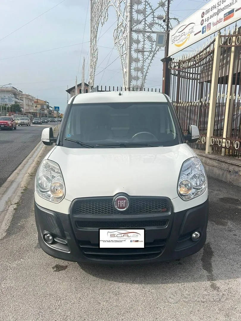 Fiat Doblò 2010 photo 2