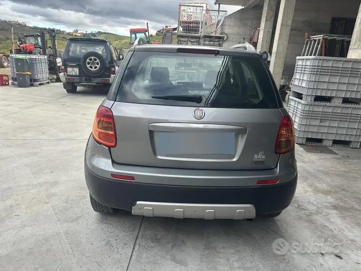 Fiat Sedici 2008 photo 2