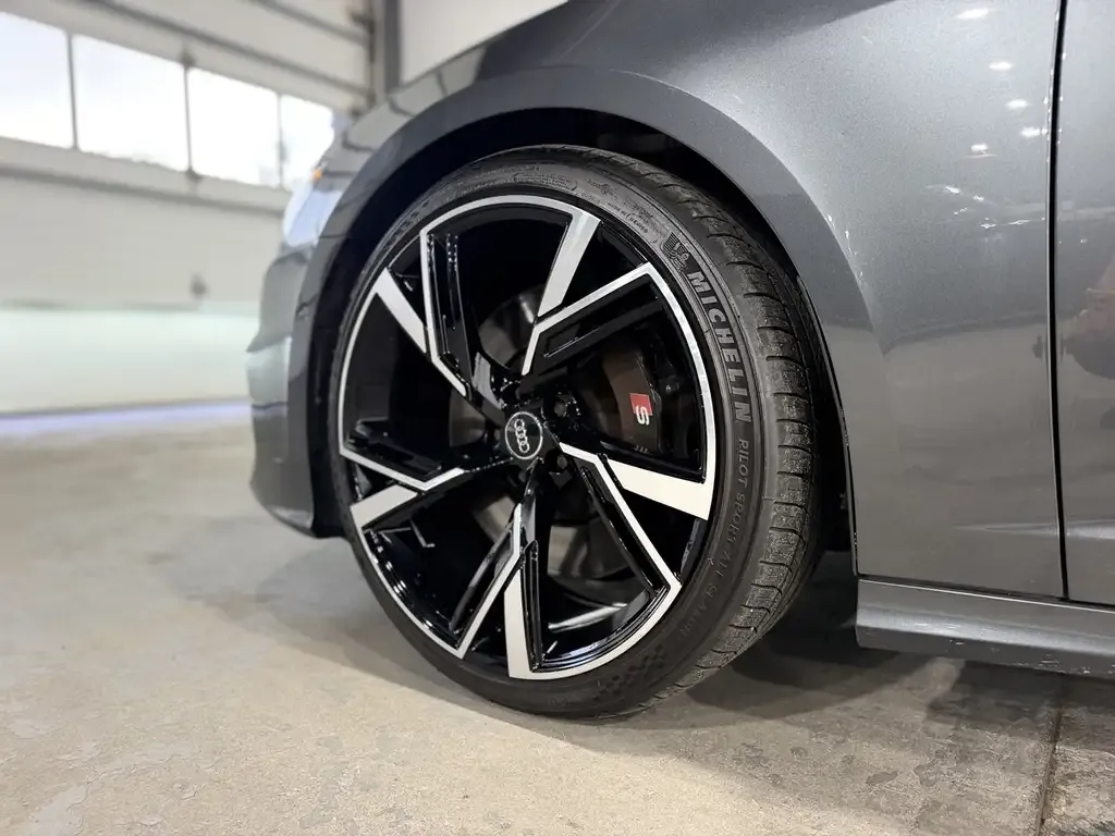 Audi S6 2021 photo 3