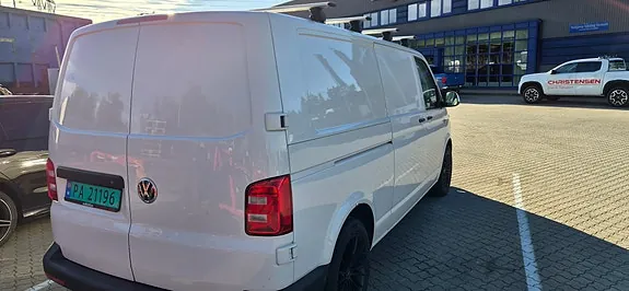 Volkswagen Transporter 2017 photo 3