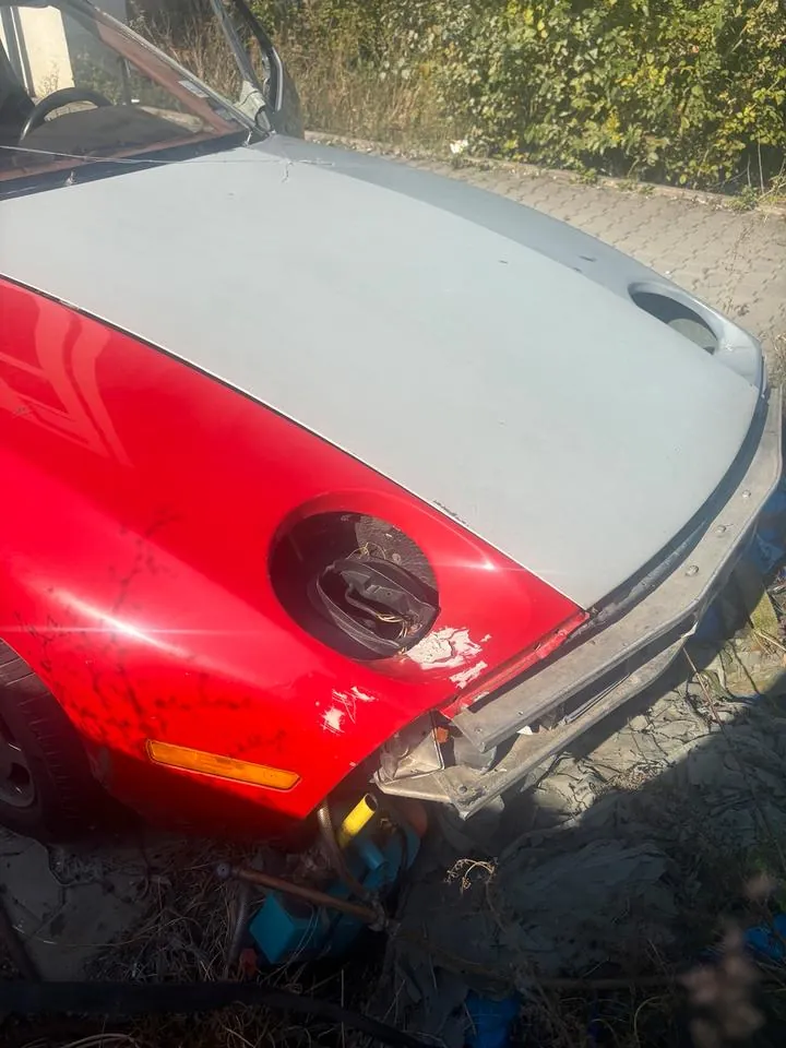 Porsche 928