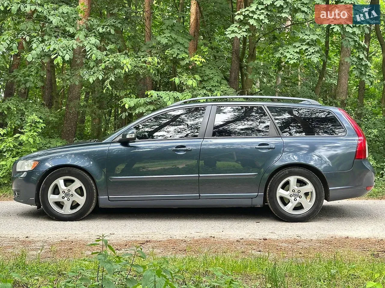 Volvo V50 2011 photo 3