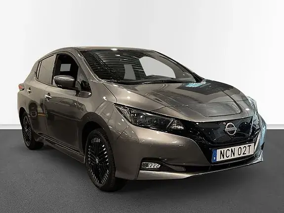 Nissan Leaf 2023 photo 3