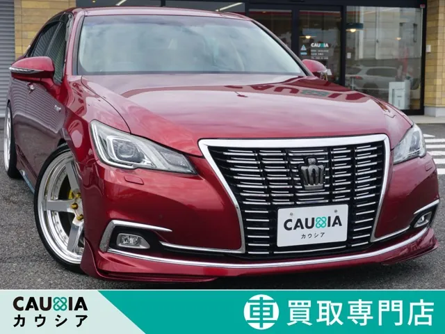 Toyota Crown Royal