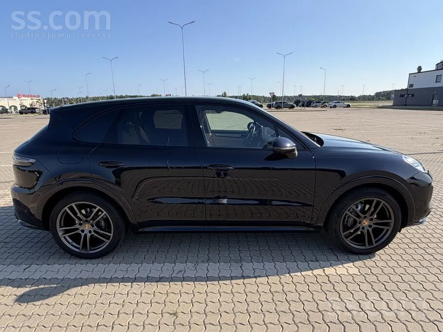 Porsche Cayenne 2022 photo 4