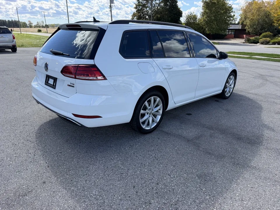 Volkswagen Golf Sportwagen 2018 photo 5