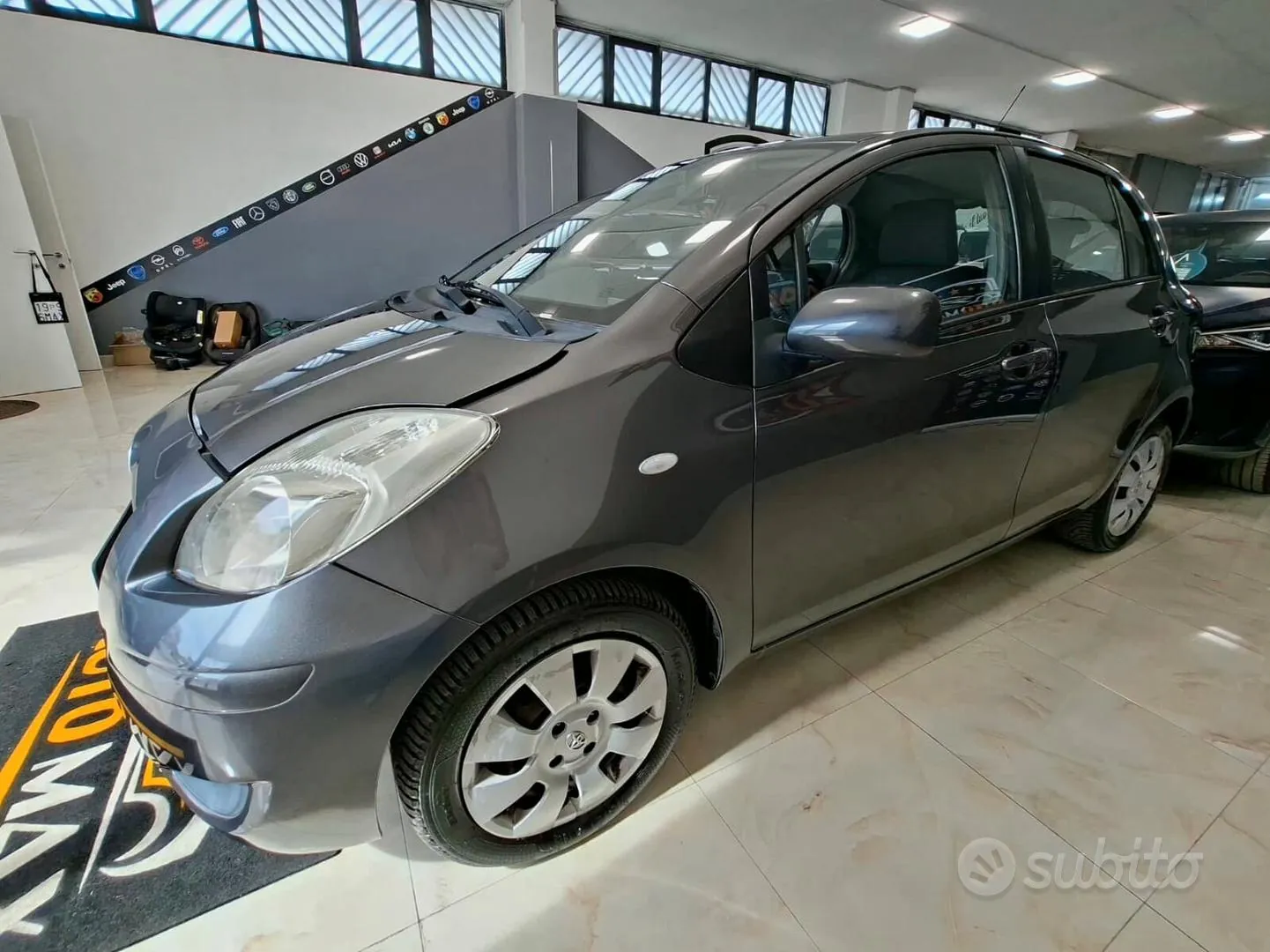 Toyota Yaris 2009 photo 3