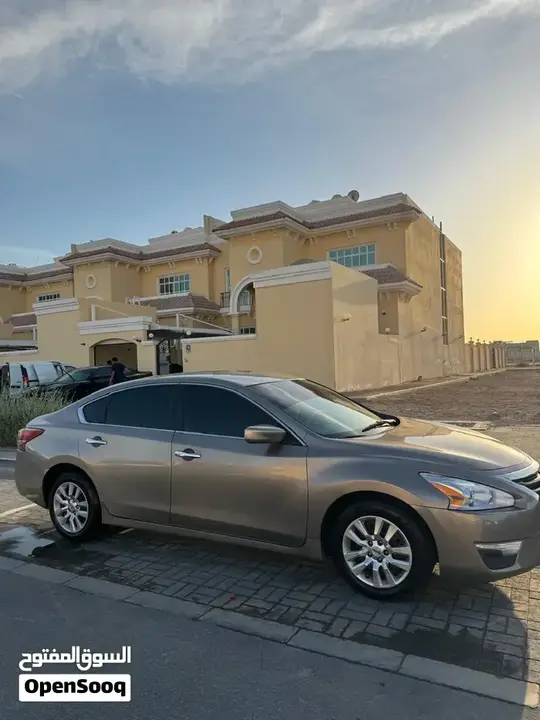 Nissan Altima 2013 photo 2