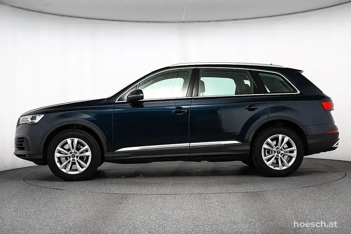 Audi Q7 2024 photo 3