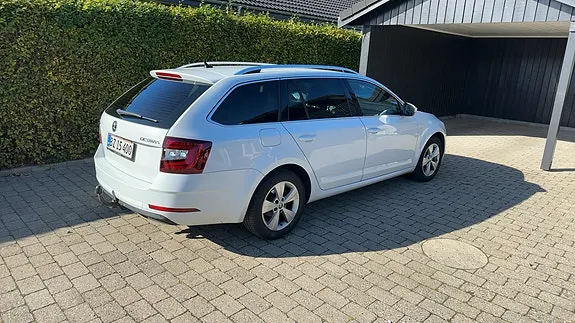 Skoda Octavia 2018 photo 5