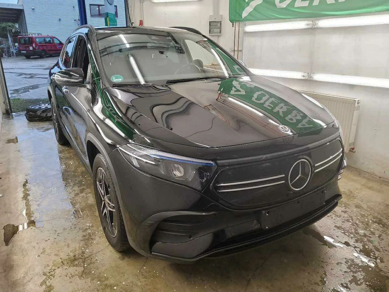 Mercedes-Benz Eqa