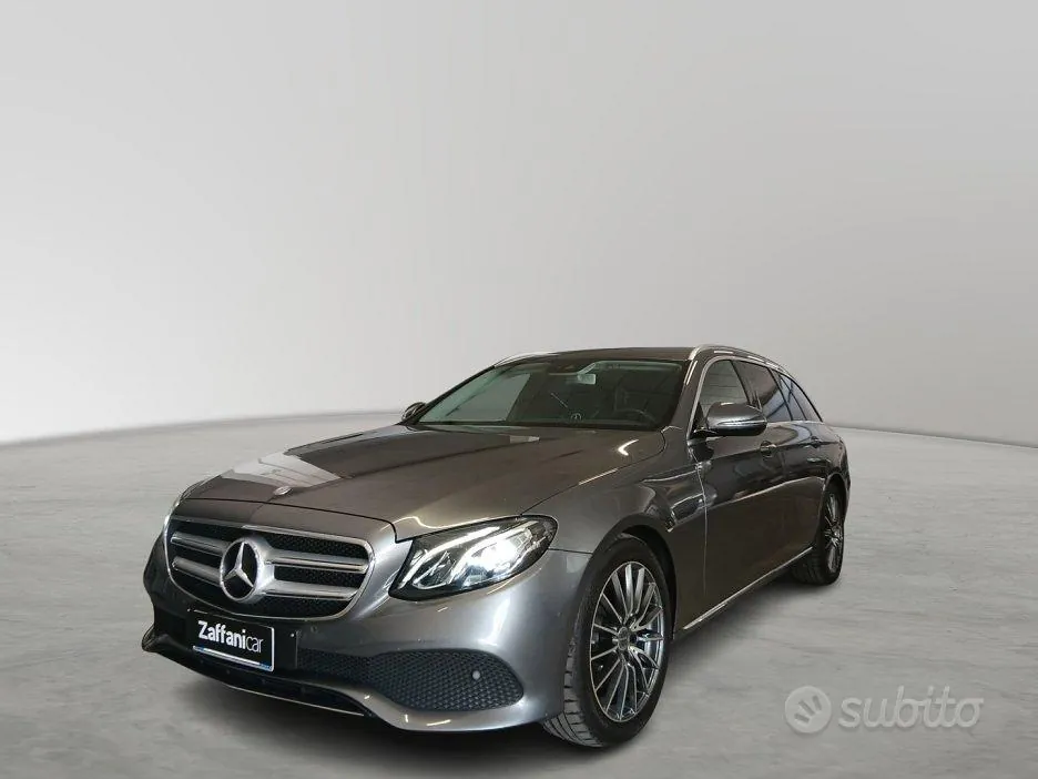 Mercedes-Benz E 2017 photo 2