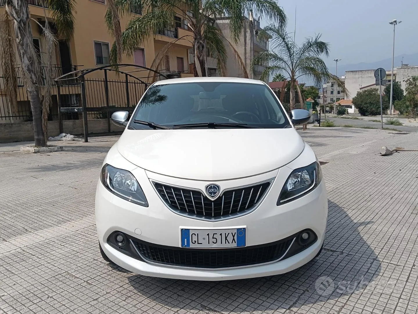 Lancia Ypsilon