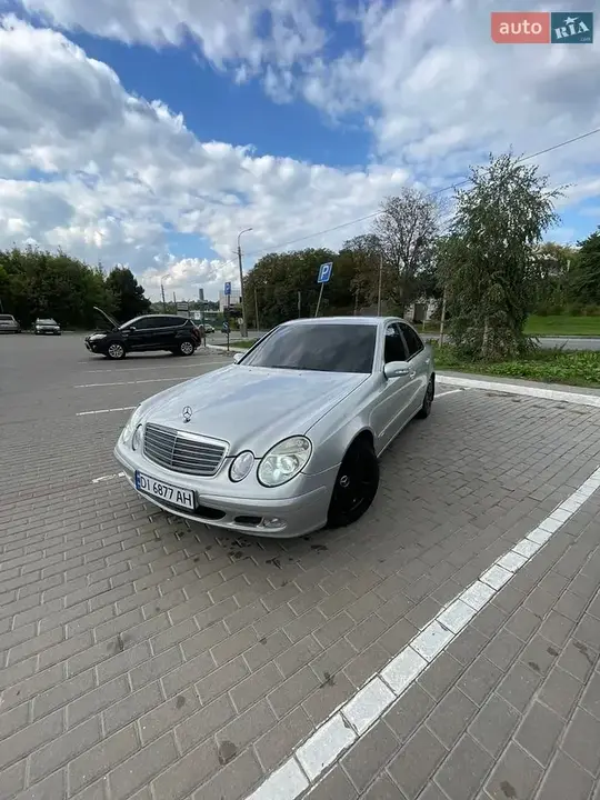 Mercedes-Benz E-Class 2003 photo 4