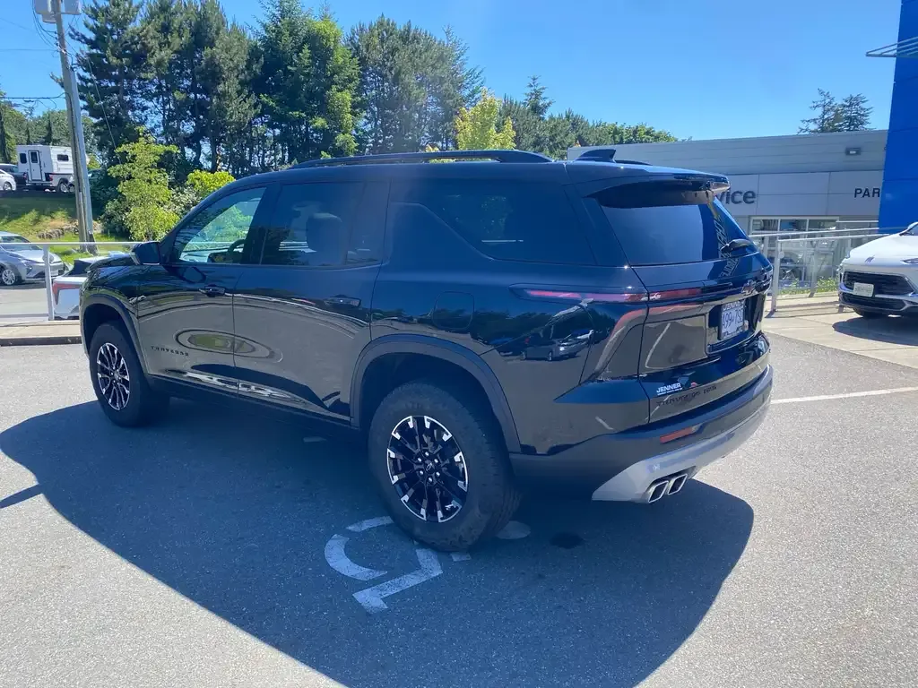 Chevrolet Traverse 2025 photo 3