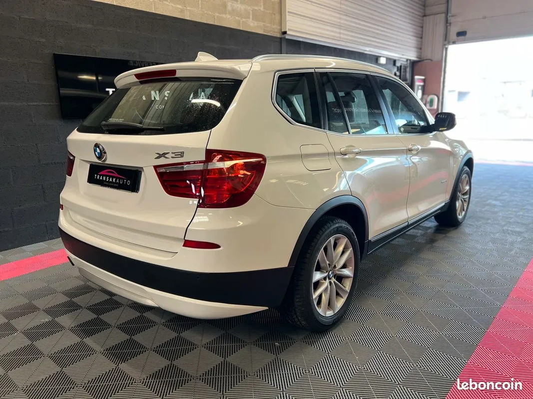 BMW X3 2012 photo 2