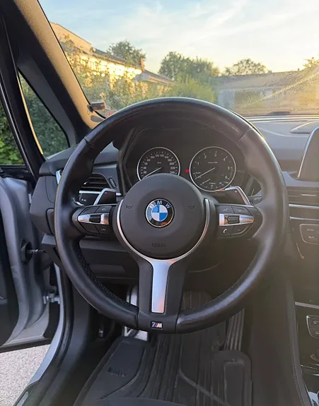 BMW 218D 2017 photo 3