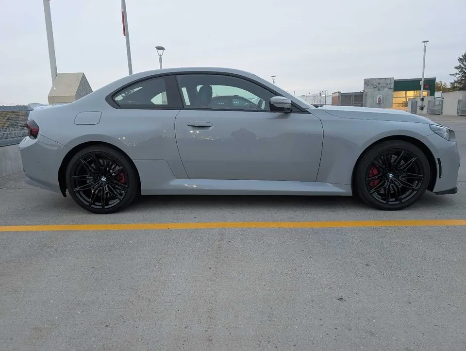 BMW M2 2025 photo 4