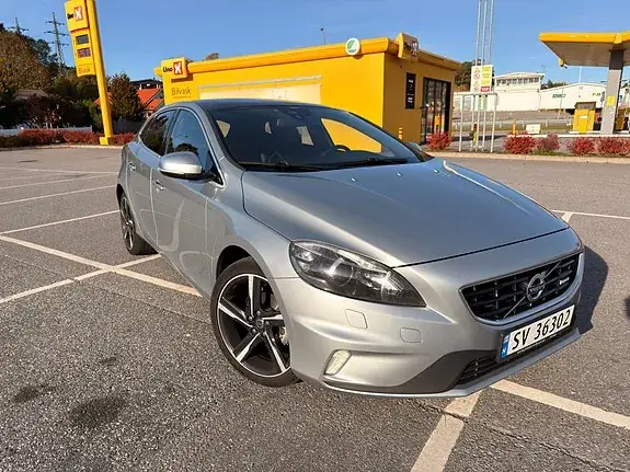 Volvo V40
