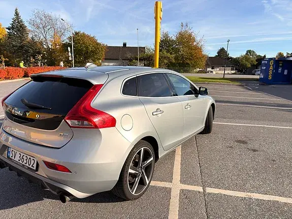 Volvo V40 2013 photo 3