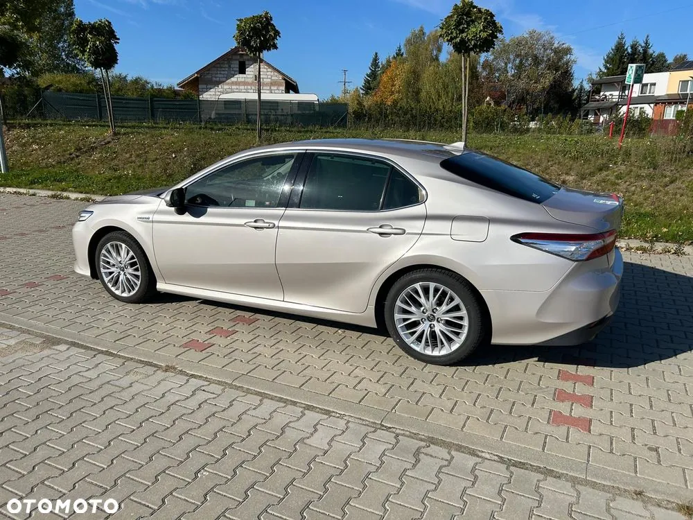 Toyota Camry 2019 photo 3