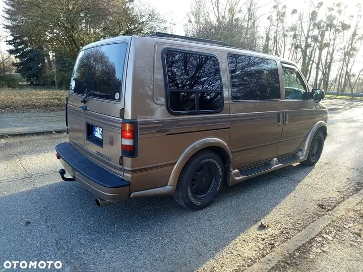 Chevrolet Astro 1998 photo 4