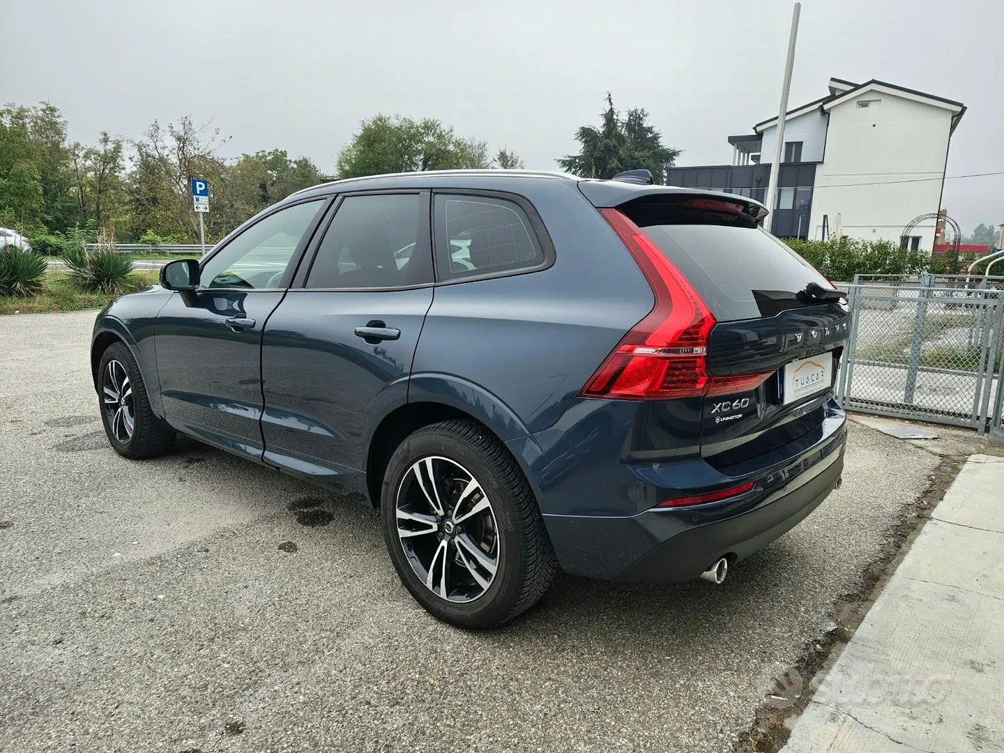 Volvo Xc 60 2018 photo 3