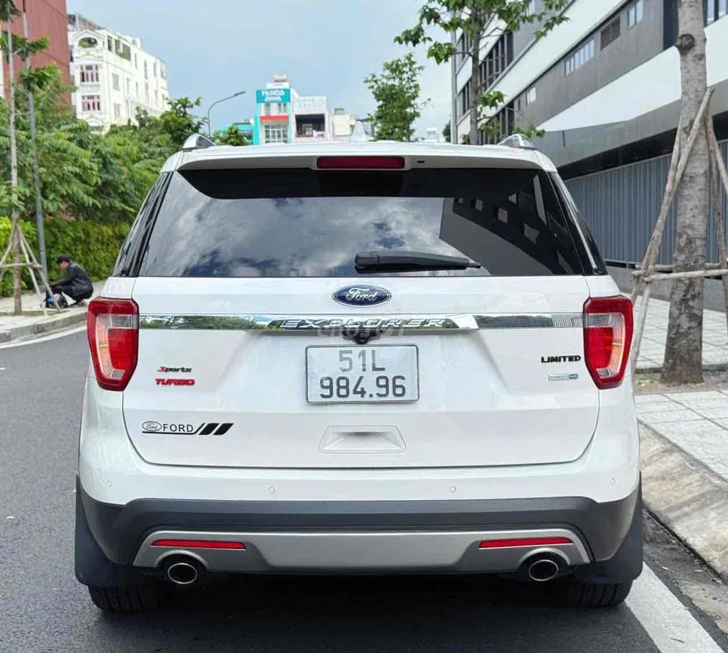 Ford Explorer 2017 photo 5