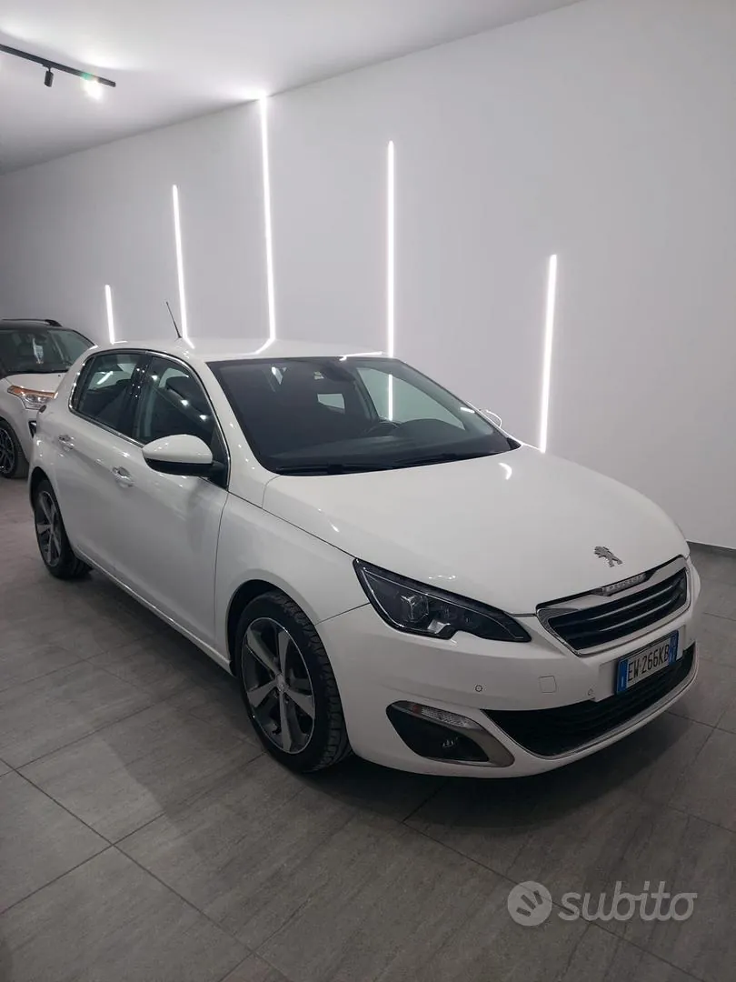 Peugeot 308 2014 photo 2