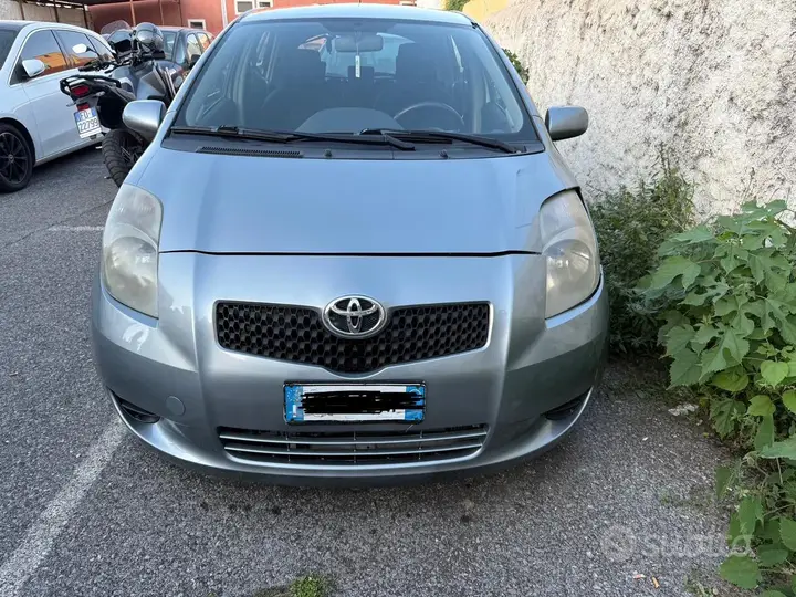 Toyota Yaris 2008 photo 2