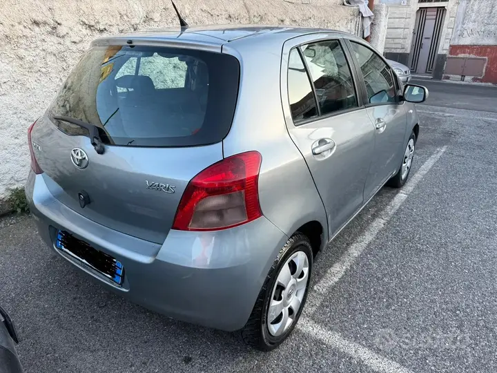 Toyota Yaris 2008 photo 3