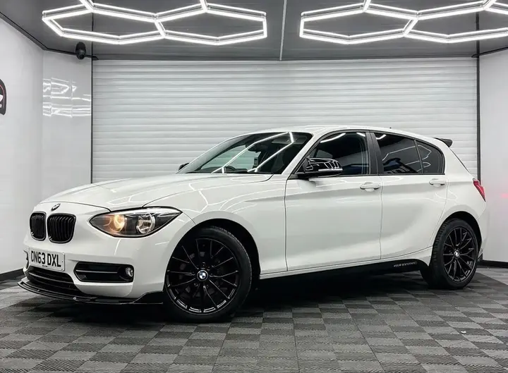 BMW 1 Series 2013 photo 2