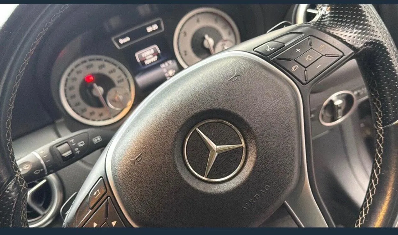 Mercedes-Benz A-Class 2014 photo 4
