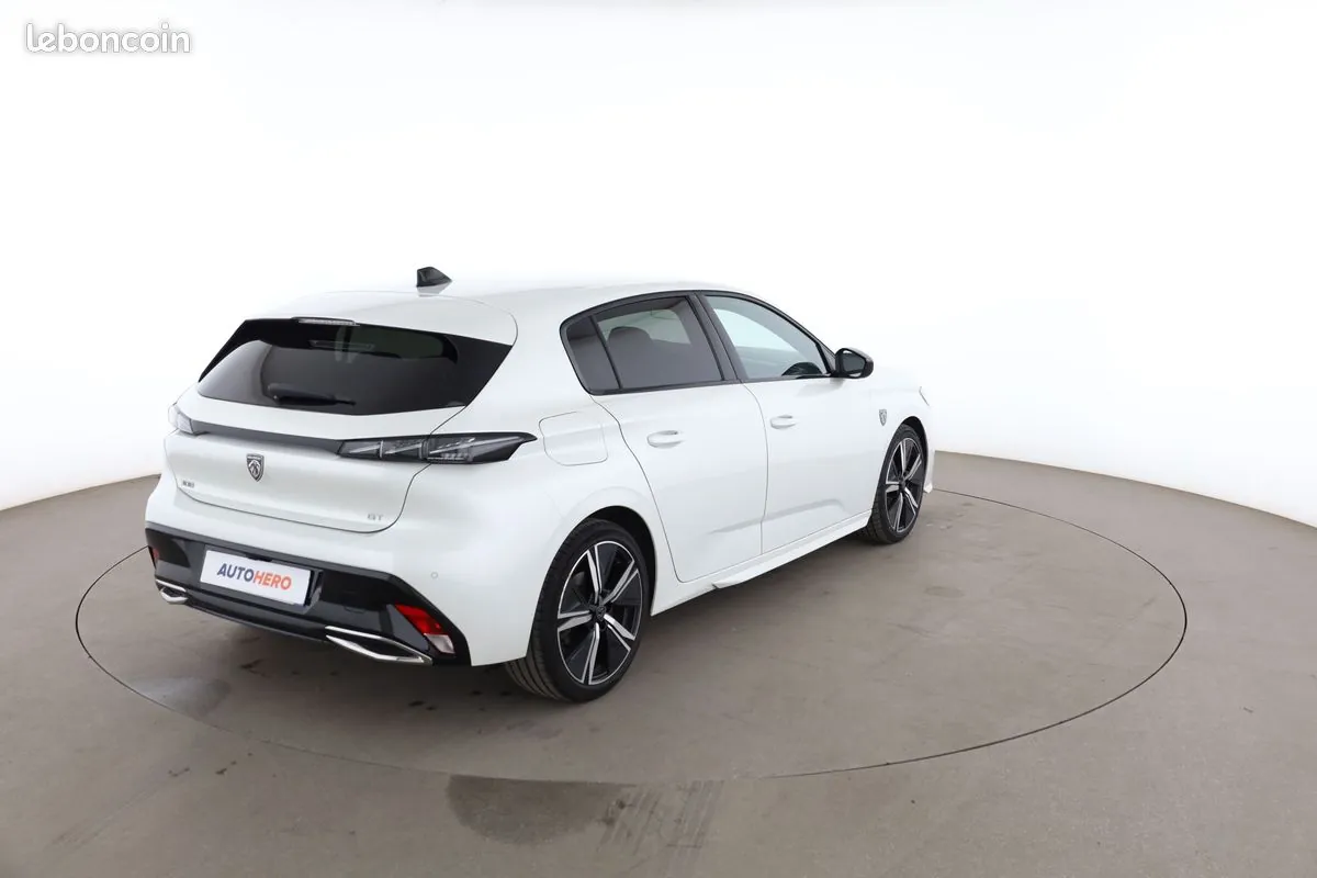 Peugeot 308 2022 photo 3
