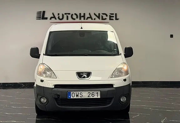 Peugeot Partner 2010 photo 2
